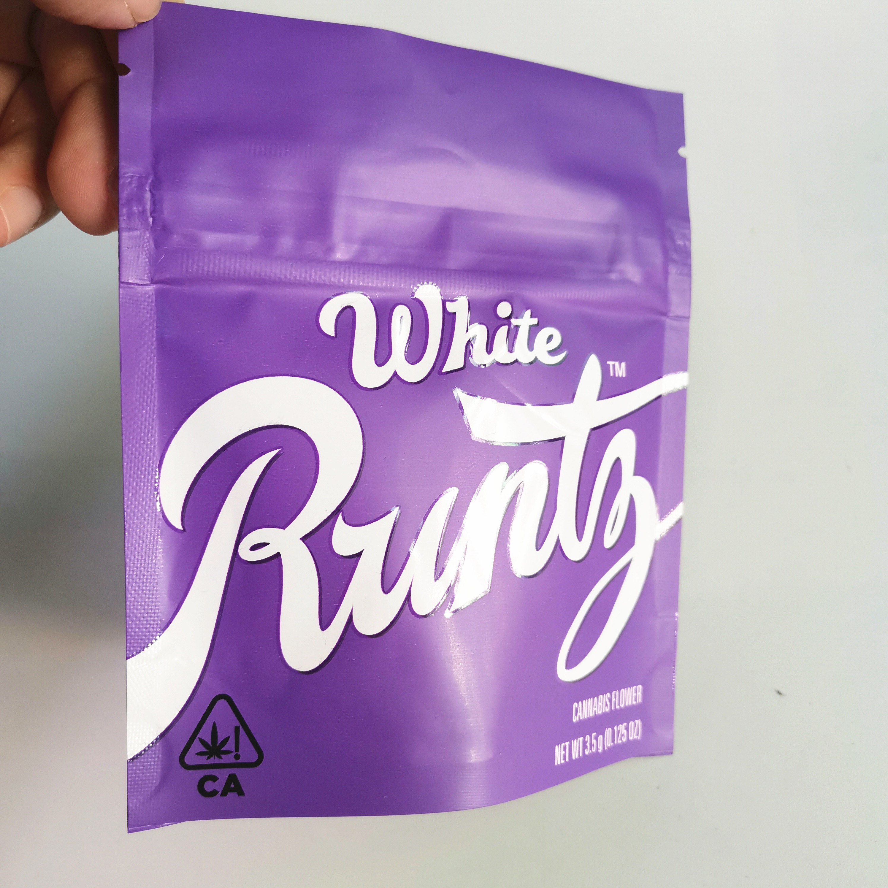 la borsa di 3.5g 7g 14g 28g Runtz sta sulla borsa a chiusura lampo di Candy CBD del biscotto dell'erbaccia del sacchetto