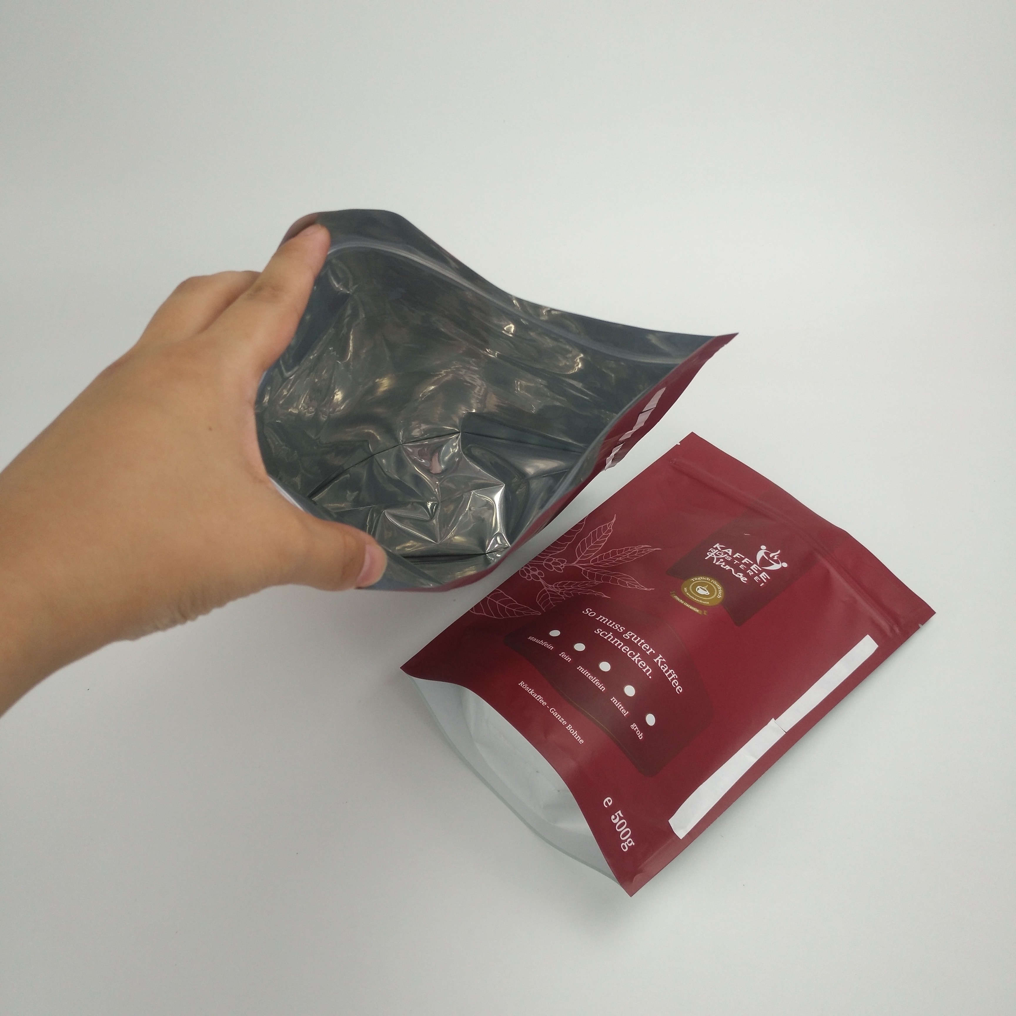 Stia sul caffè concimabile biodegradabile d'imballaggio 250g Bean Packaging Bags With Valve della borsa di caffè del commestibile
