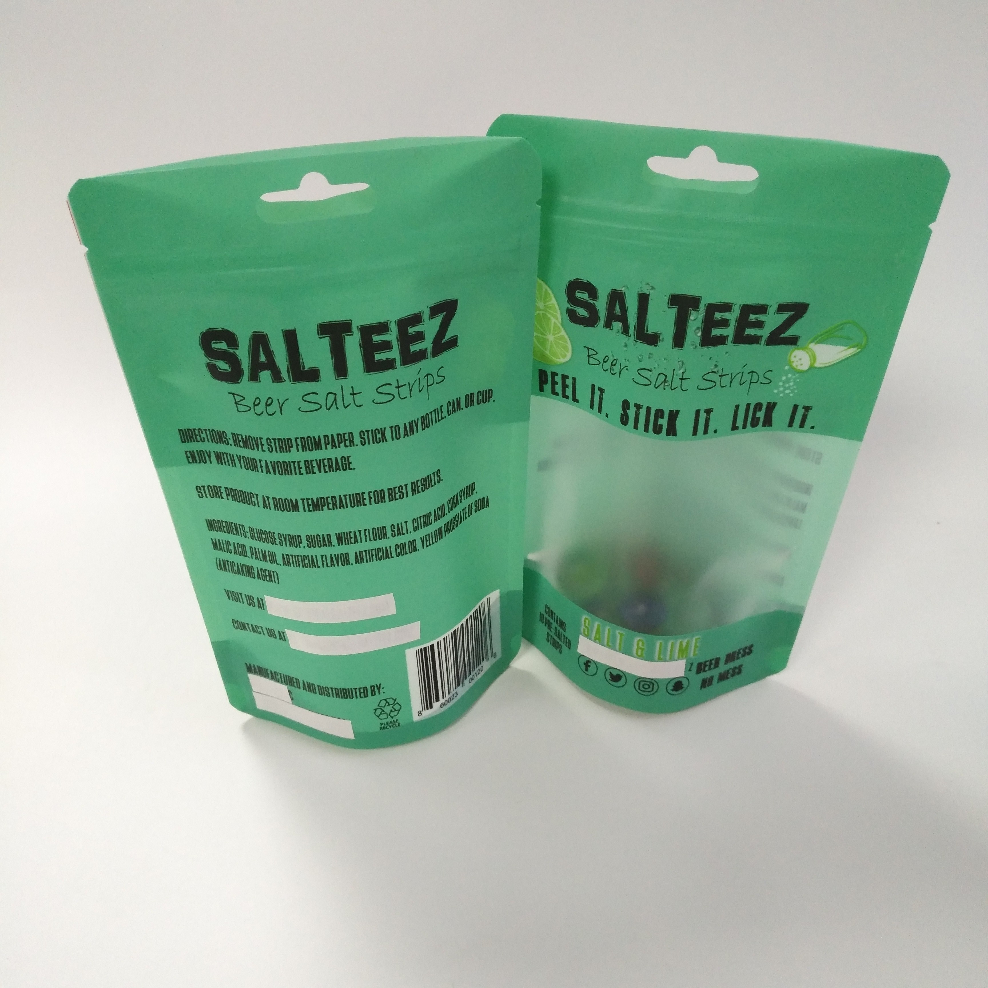 La chiara finestra CMYK 100mic sta sul sacchetto della chiusura lampo con la chiusura lampo