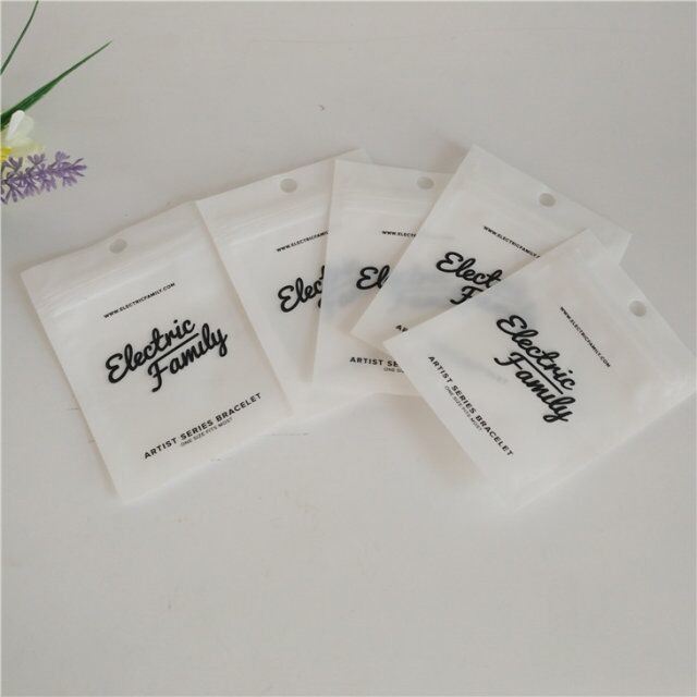 Sacchetti di plastica dell'ANIMALE DOMESTICO NY 200mic CMYK che imballano SGS VMPET per il braccialetto dell'orecchino