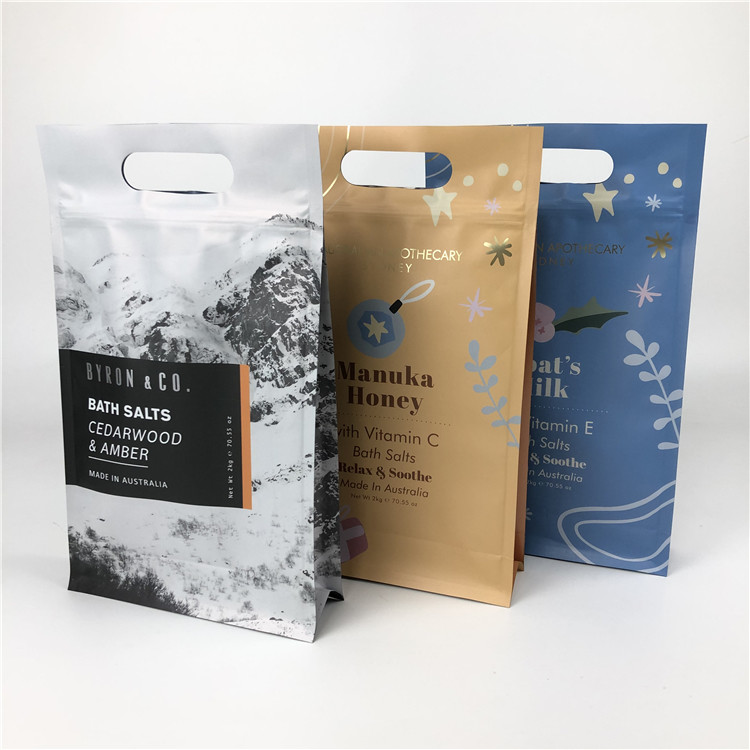 Il fondo piatto del commestibile della serratura dello zip del fondo piatto insacca con la maniglia per il corpo sfrega l'imballaggio